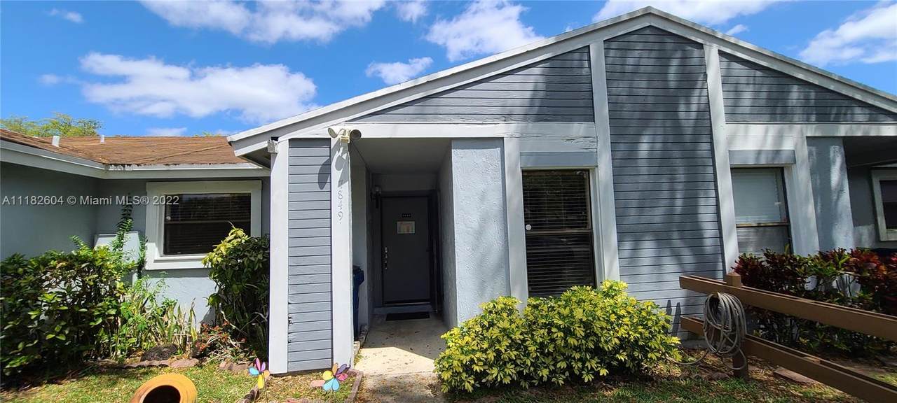 7849 41st Ct - Photo 1