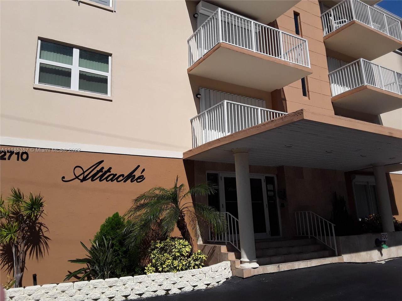 2710 Ocean Dr - Photo 1