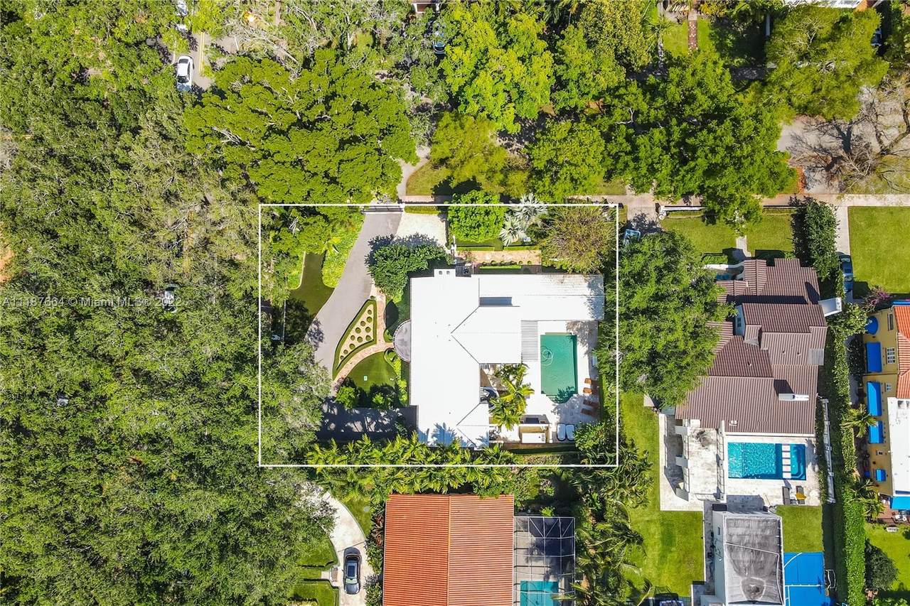 1400 Coral Way - Photo 1
