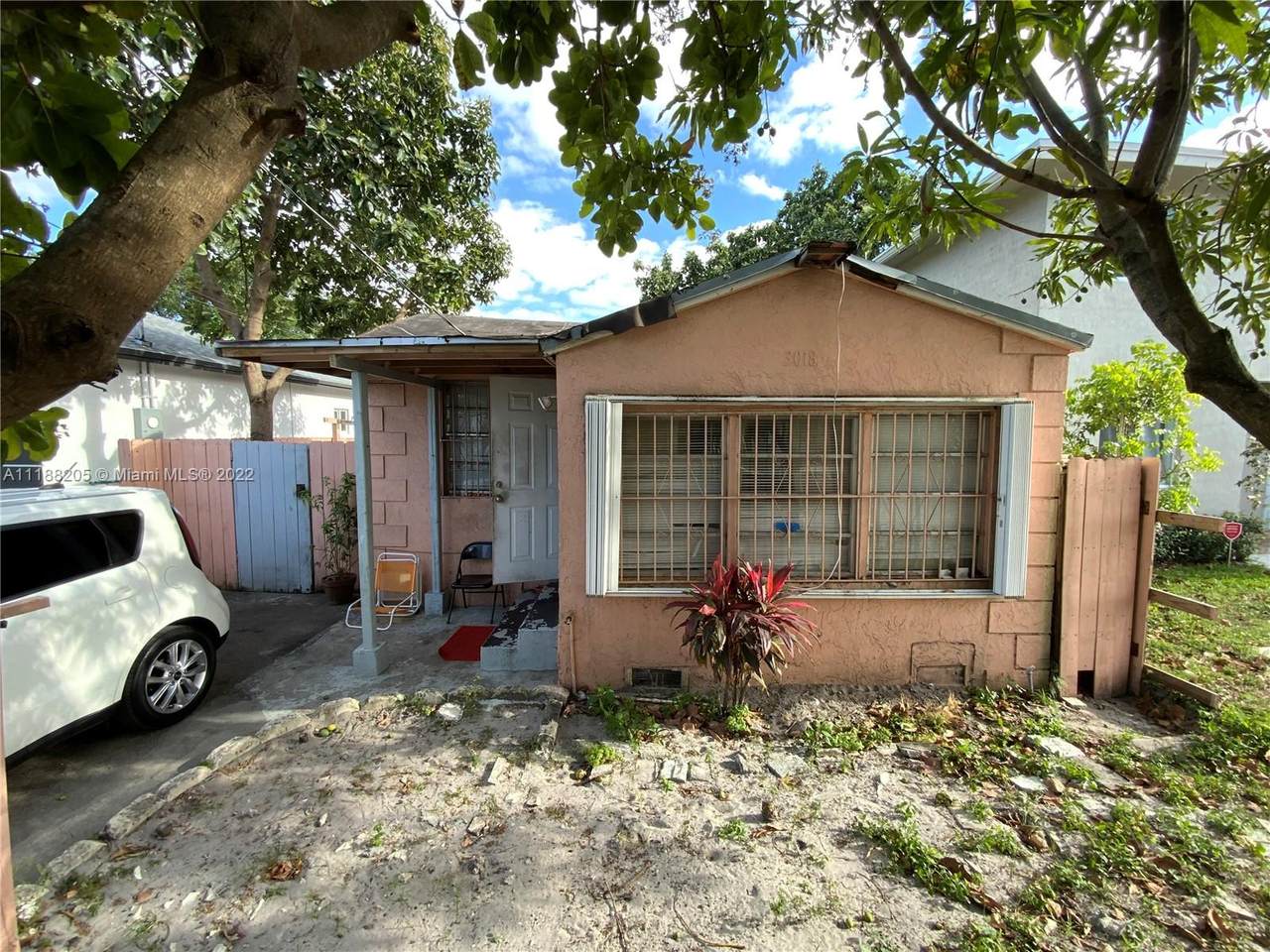 3018 45th St - Photo 1