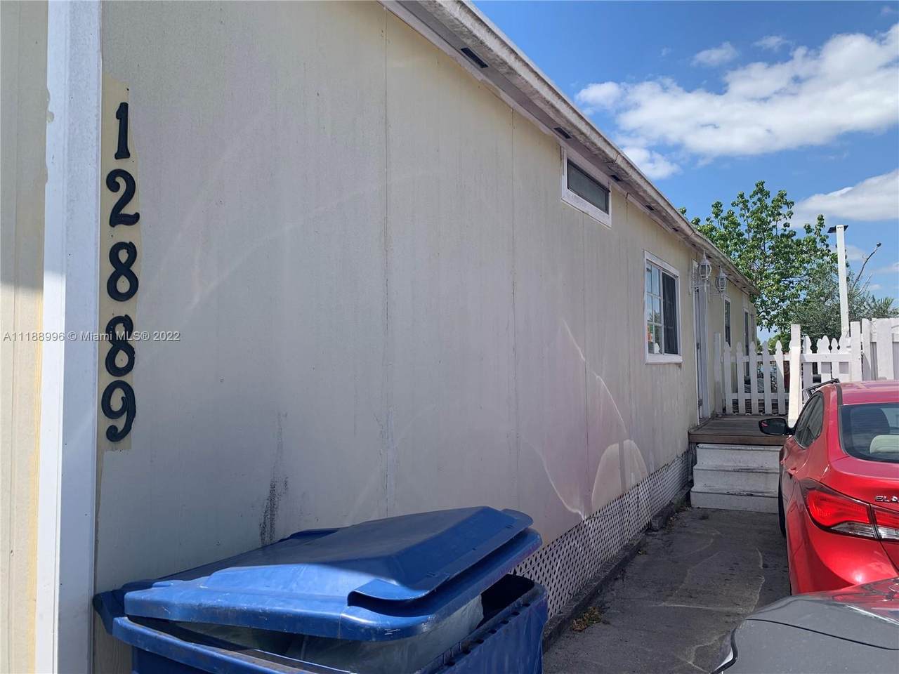 12889 17th St - Photo 1