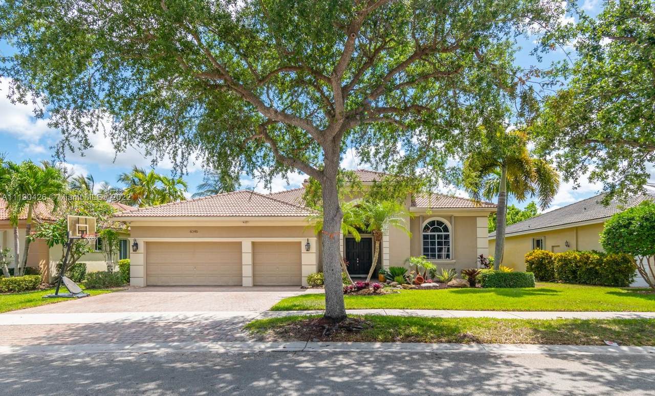 6346 Sw 191st Ave - Photo 1
