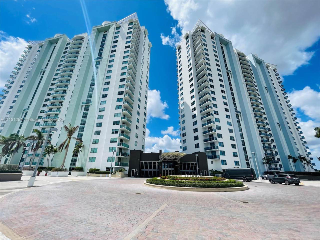 2681 Flamingo Rd - Photo 1