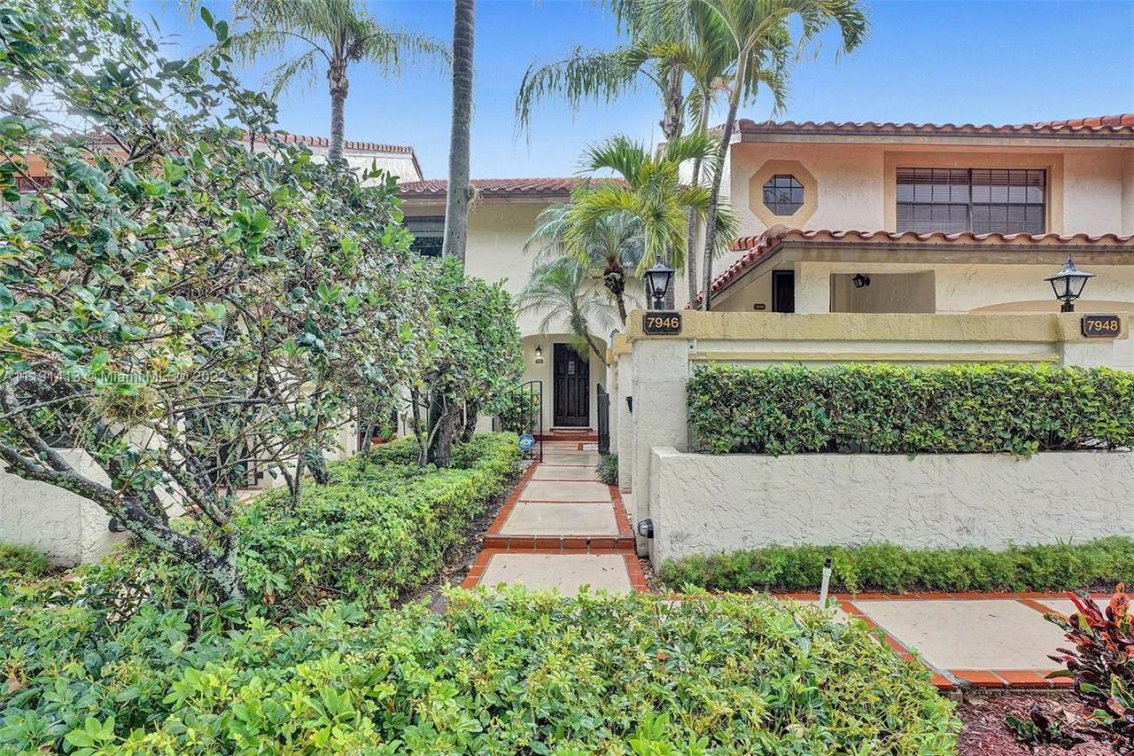7946 La Mirada Dr - Photo 1