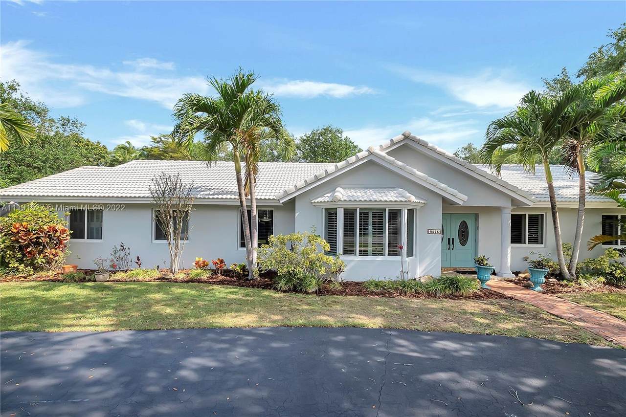 8525 120 St - Photo 1