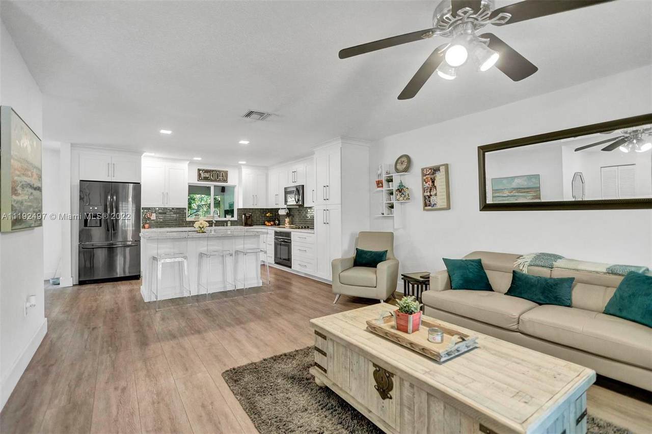 12891 91st Ct - Photo 1
