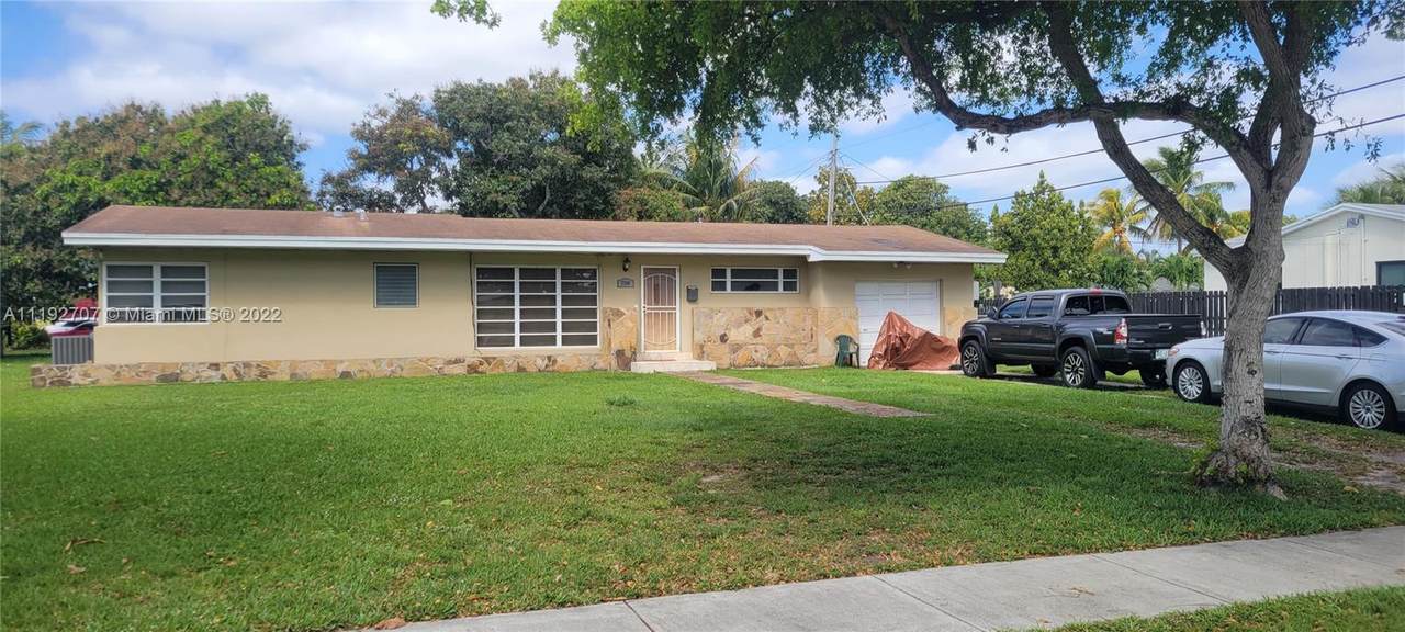 17300 17th Ave - Photo 1