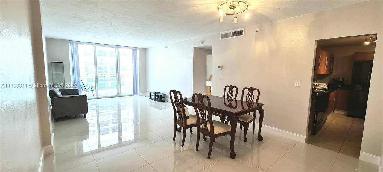 3001 Ocean Dr - Photo 1