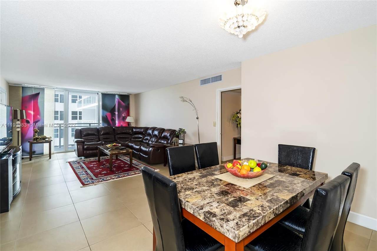 2030 Ocean Dr - Photo 1