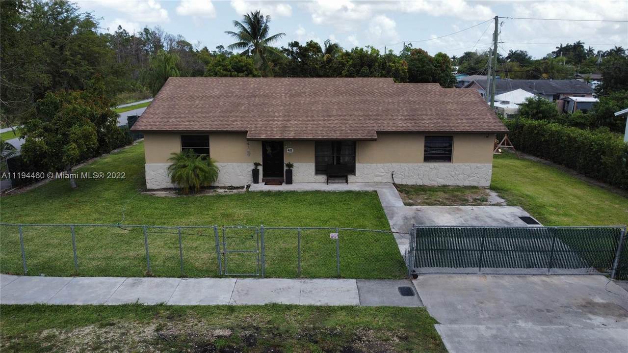 401 8th Ave - Photo 1
