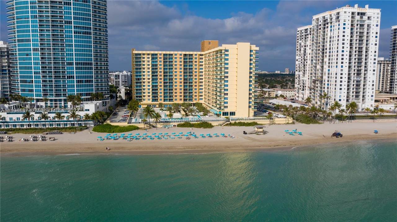 2501 Ocean Dr - Photo 1