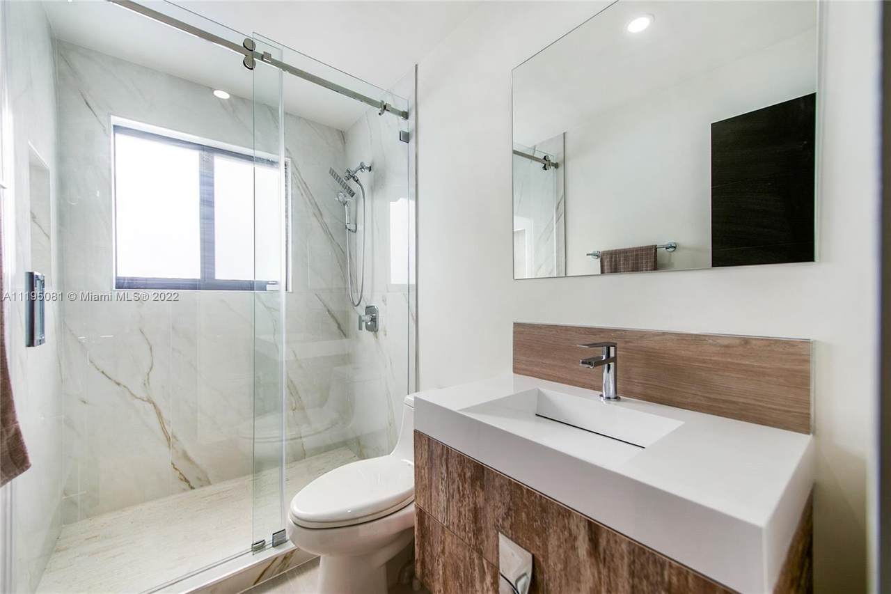 3360 7th St - Photo 1