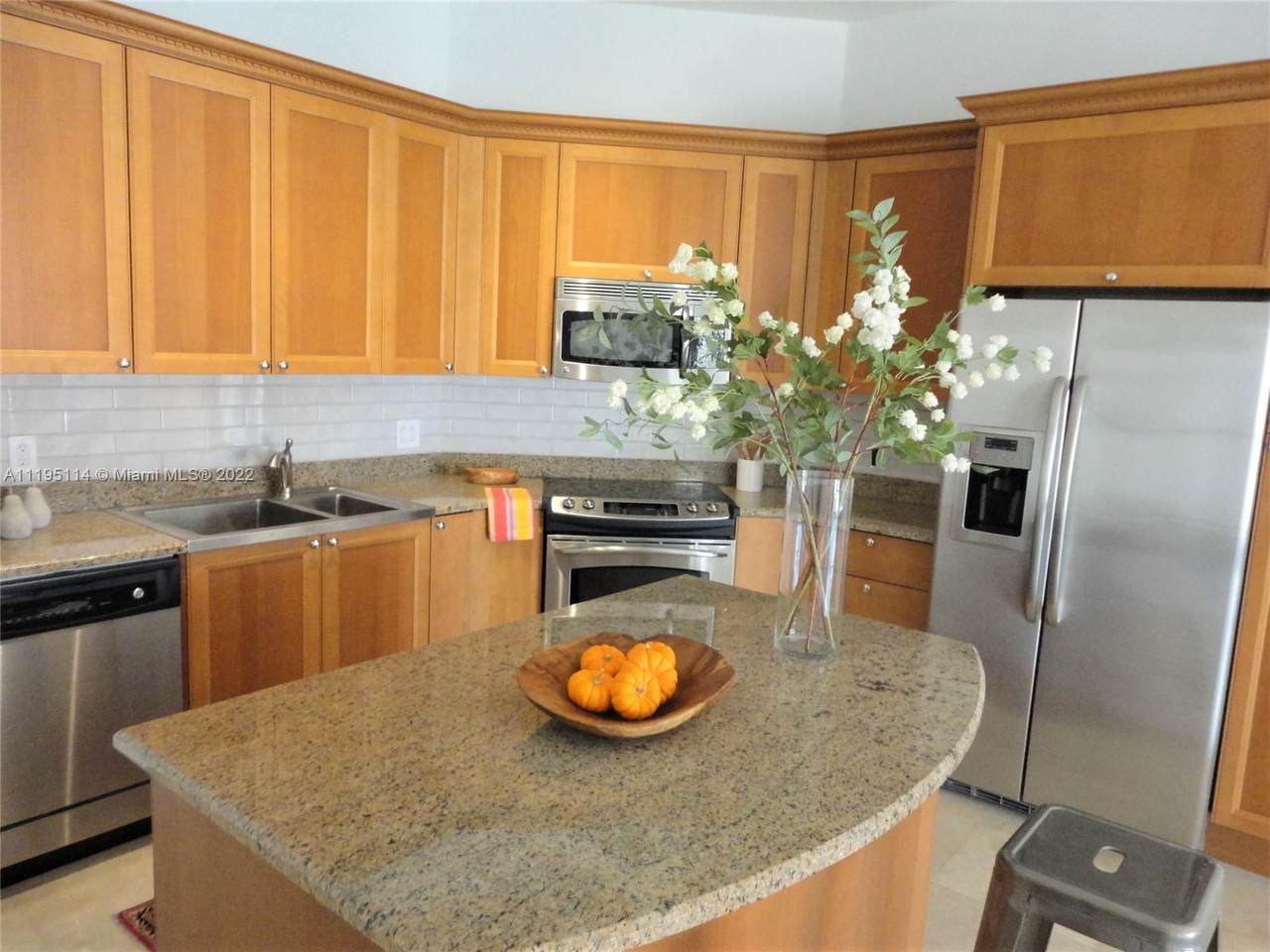 55 Merrick Way - Photo 1