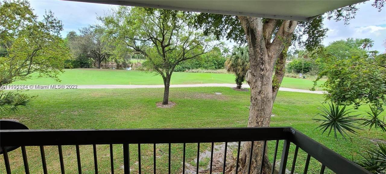 4011 University Dr - Photo 1