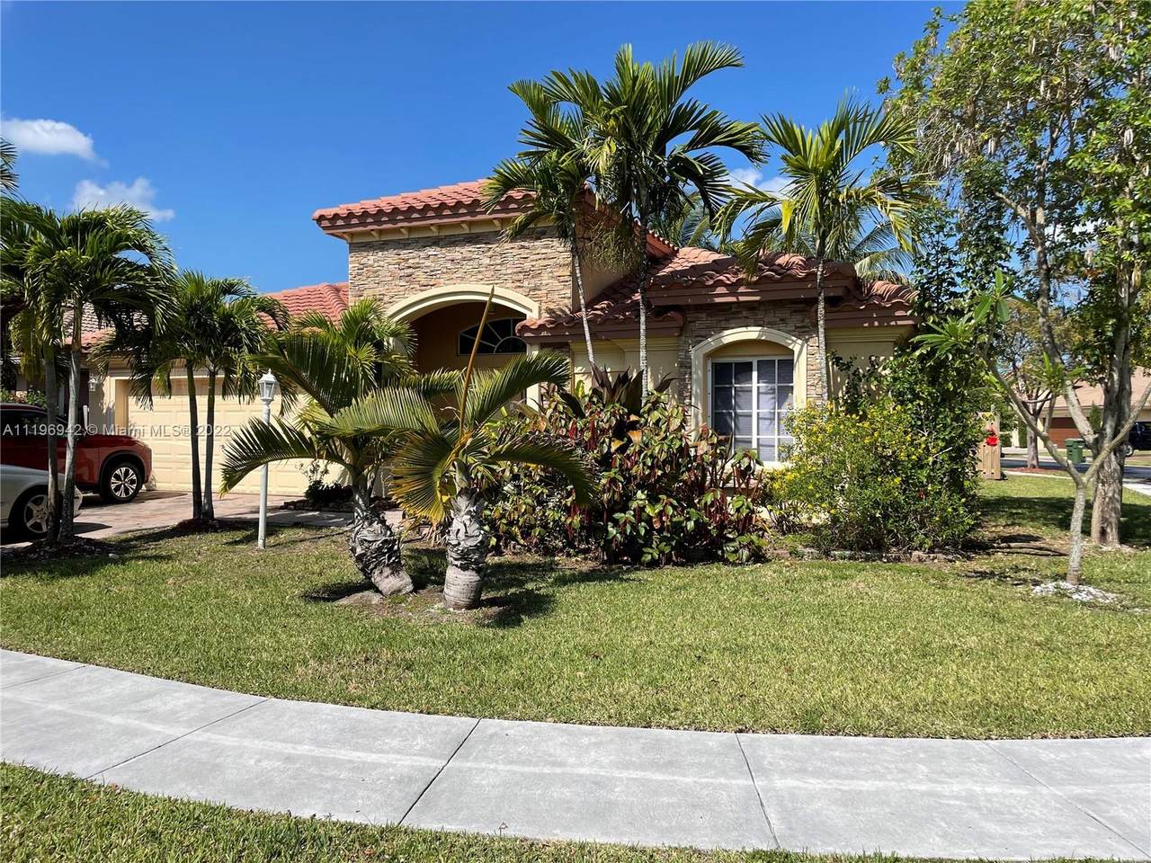 1064 36th Ave - Photo 1