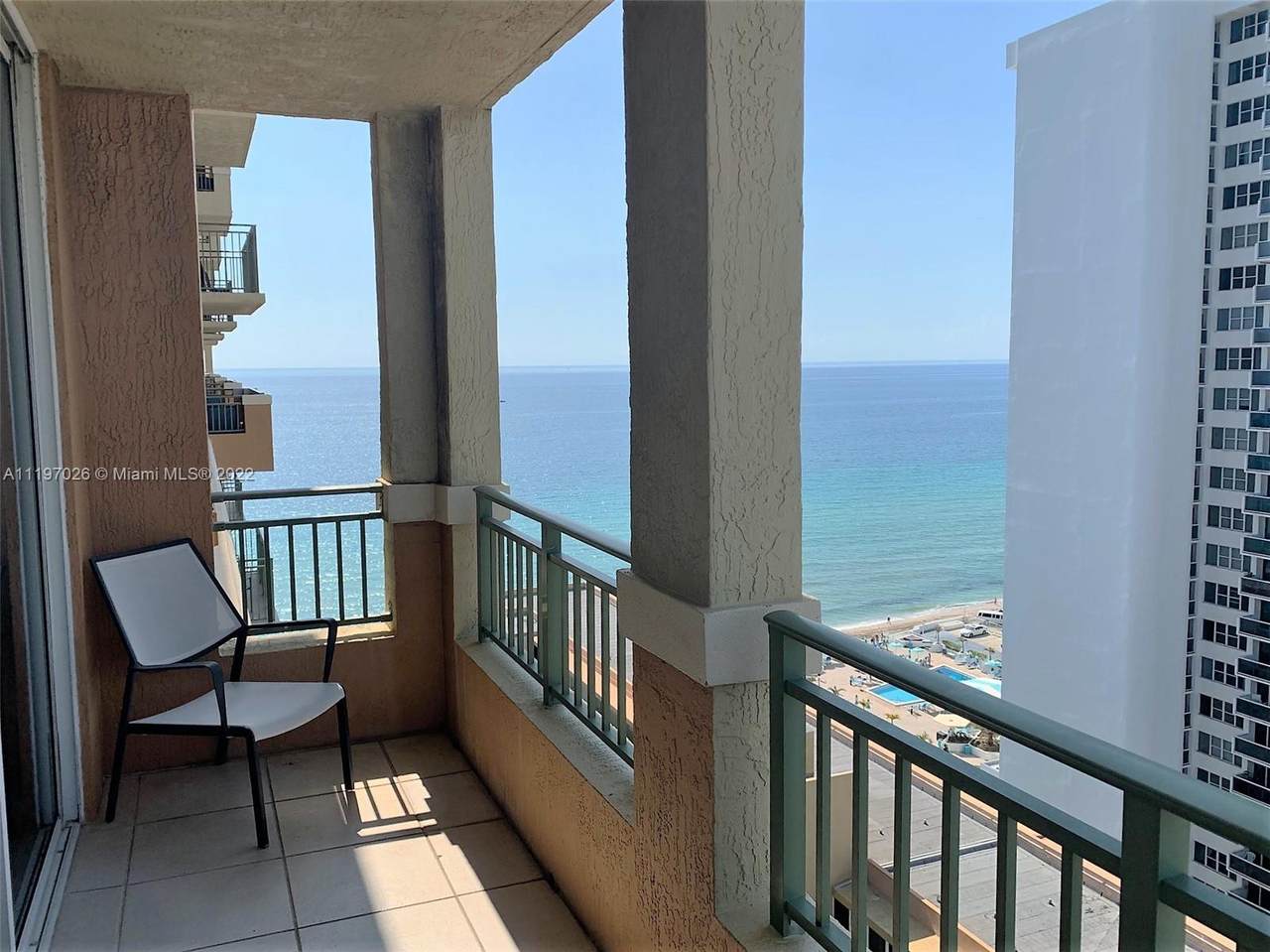2080 Ocean Drive - Photo 1