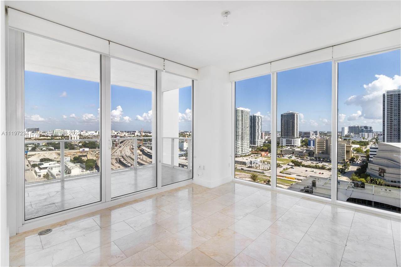1040 Biscayne Blvd - Photo 1