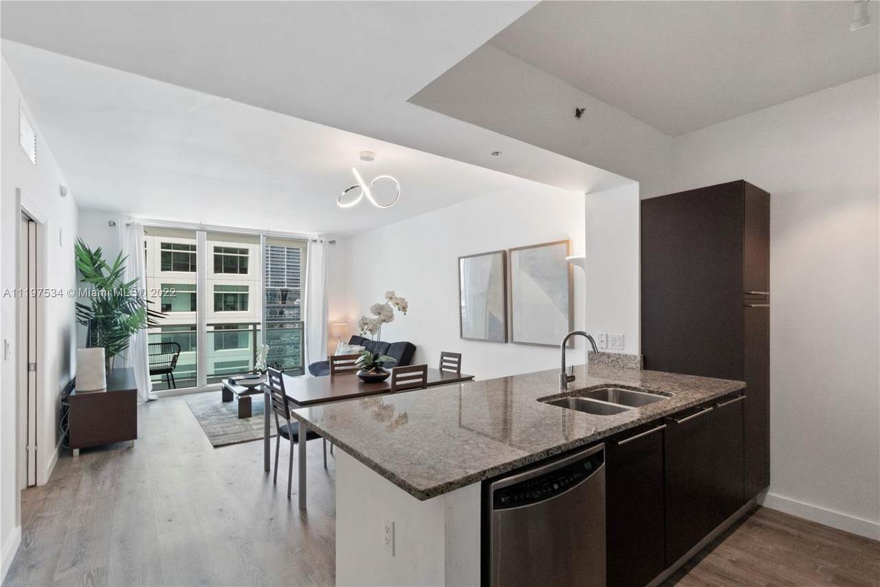 950 Brickell Bay Dr - Photo 1