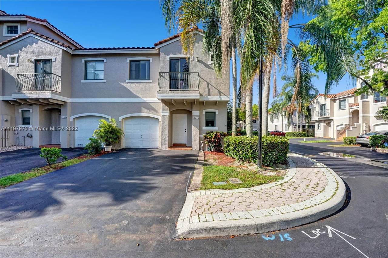 12640 14th Ct - Photo 1