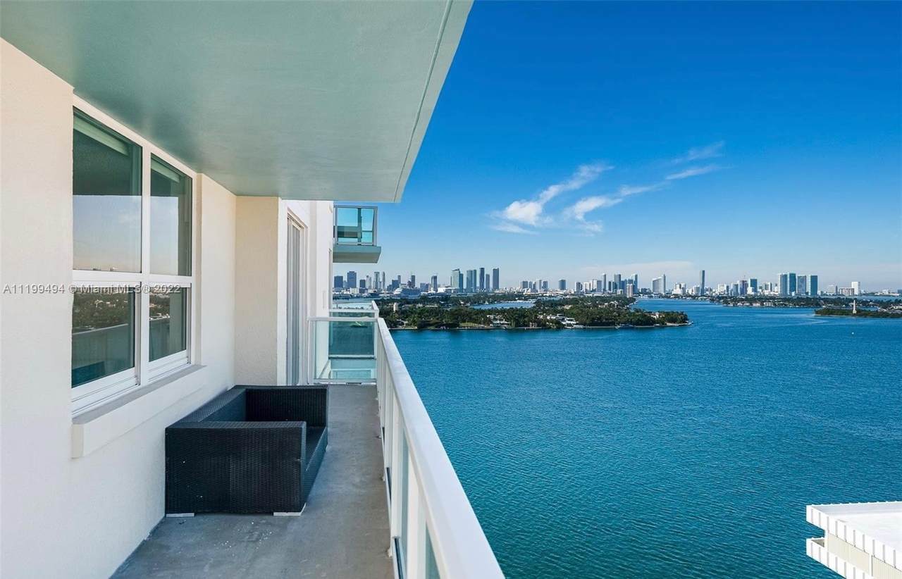 650 West Ave - Photo 1