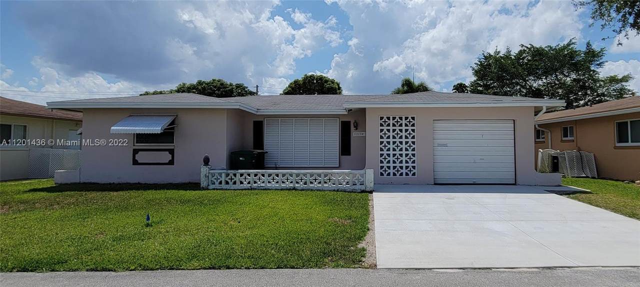 5717 69th Ave - Photo 1