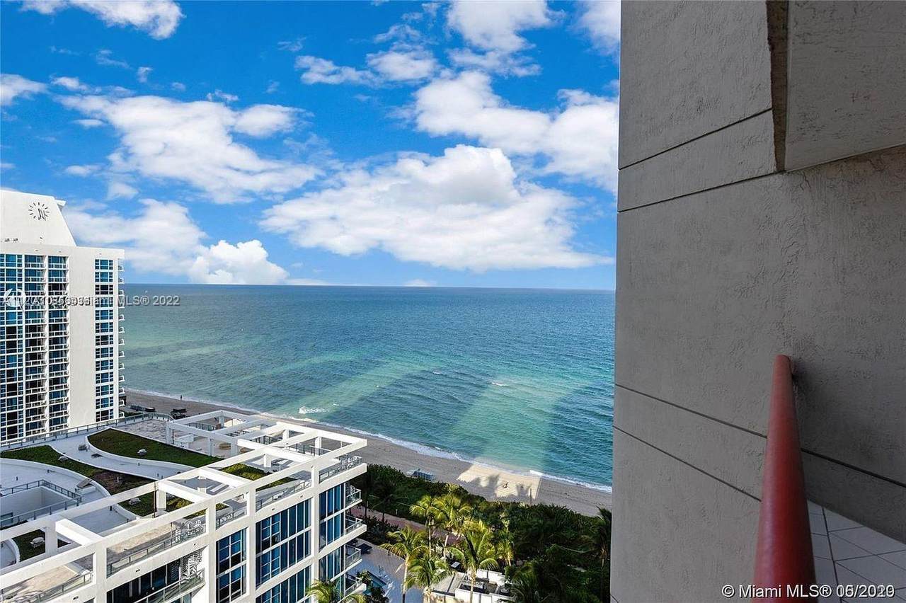 6767 Collins Ave - Photo 1