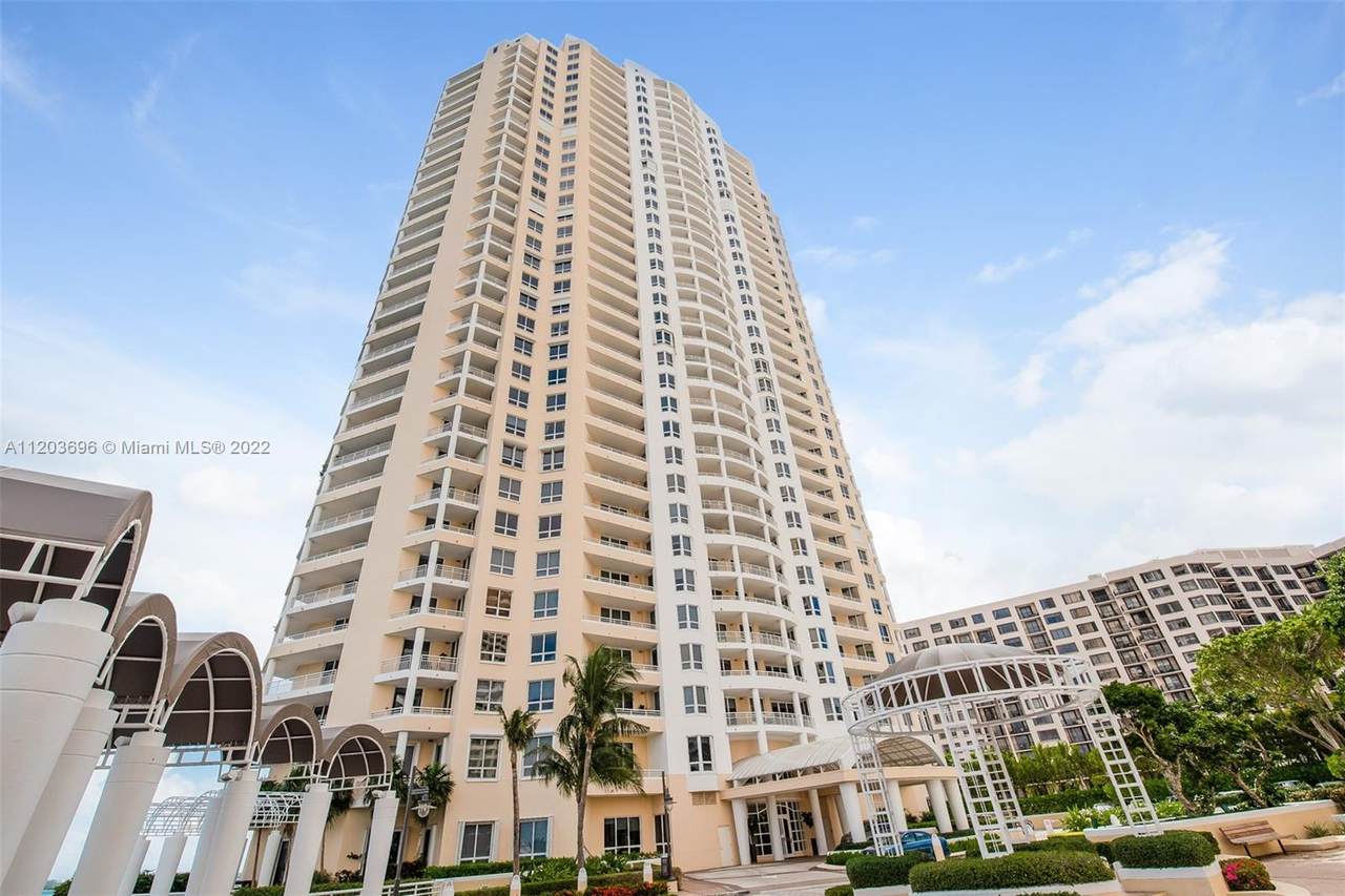 808 Brickell Key Dr - Photo 1