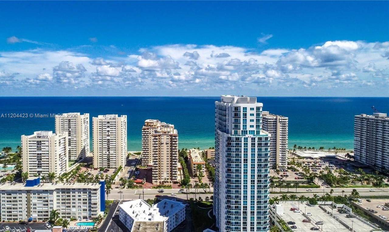 1920 Ocean Dr - Photo 1
