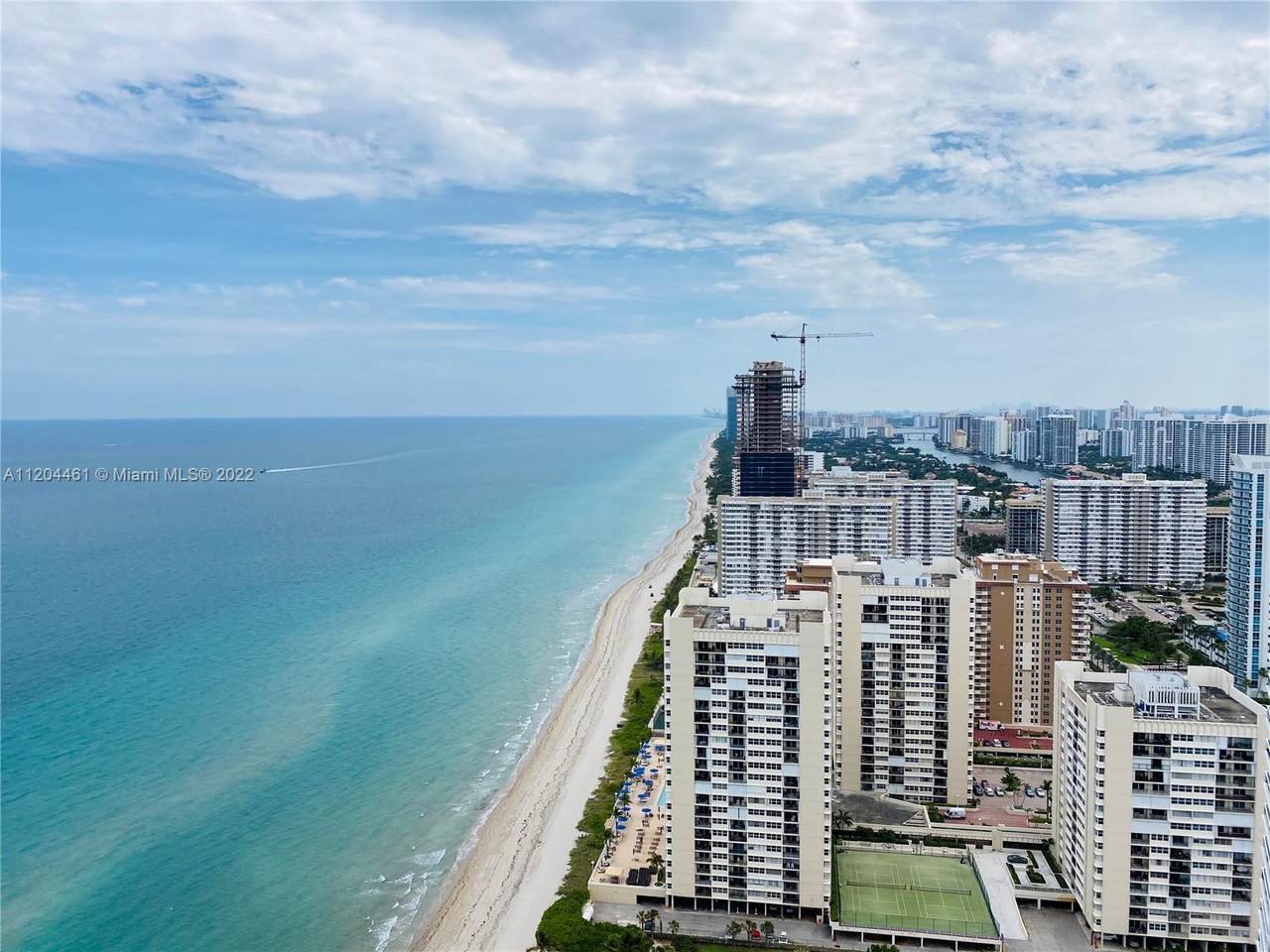 1830 Ocean Dr - Photo 1