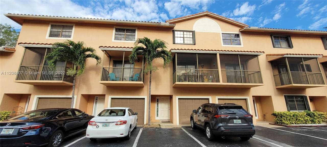 9908 Hammocks Blvd - Photo 1