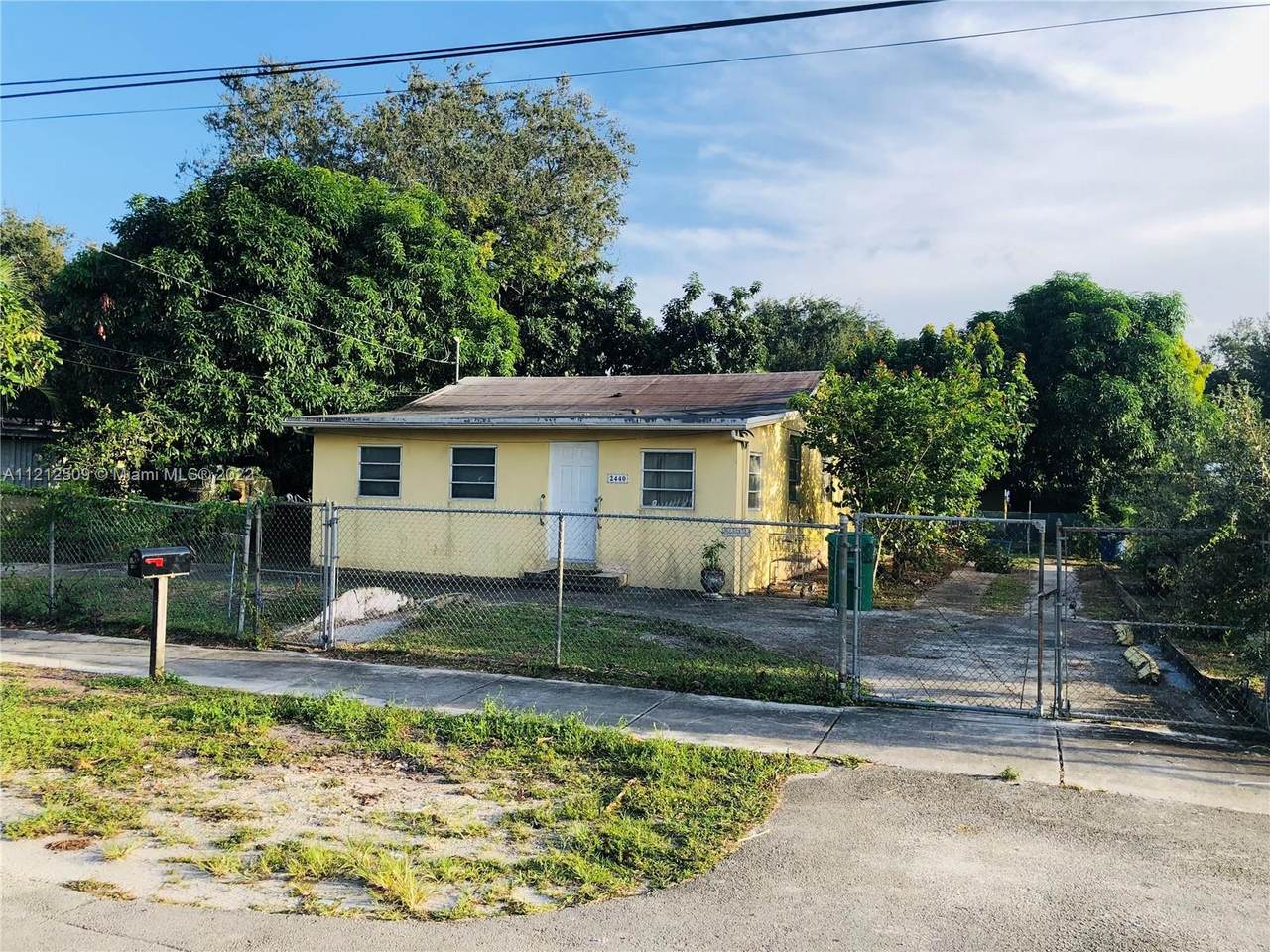 2440 94th St - Photo 1