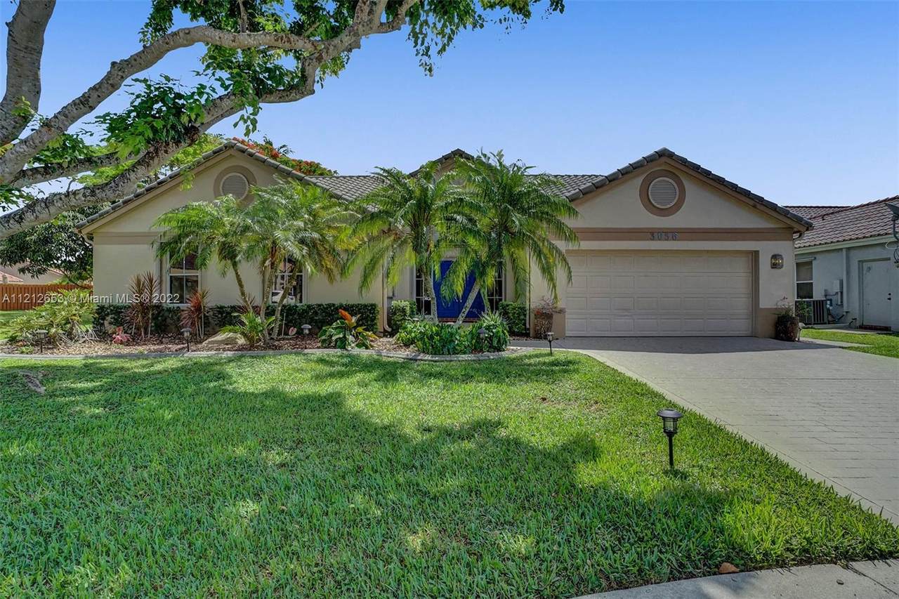 3056 Perriwinkle Way - Photo 1