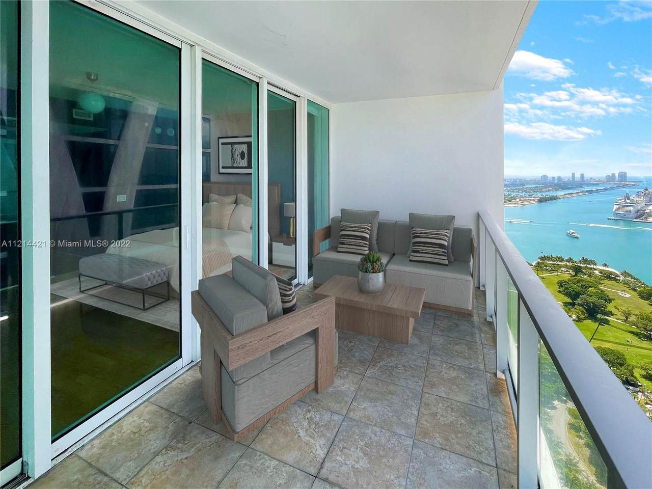 1040 Biscayne Blvd - Photo 1