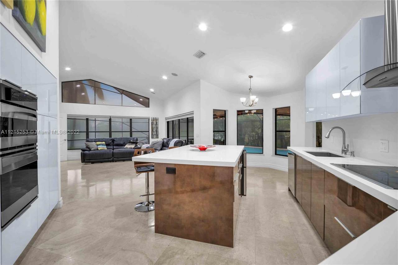 1084 Creekford Drive - Photo 1