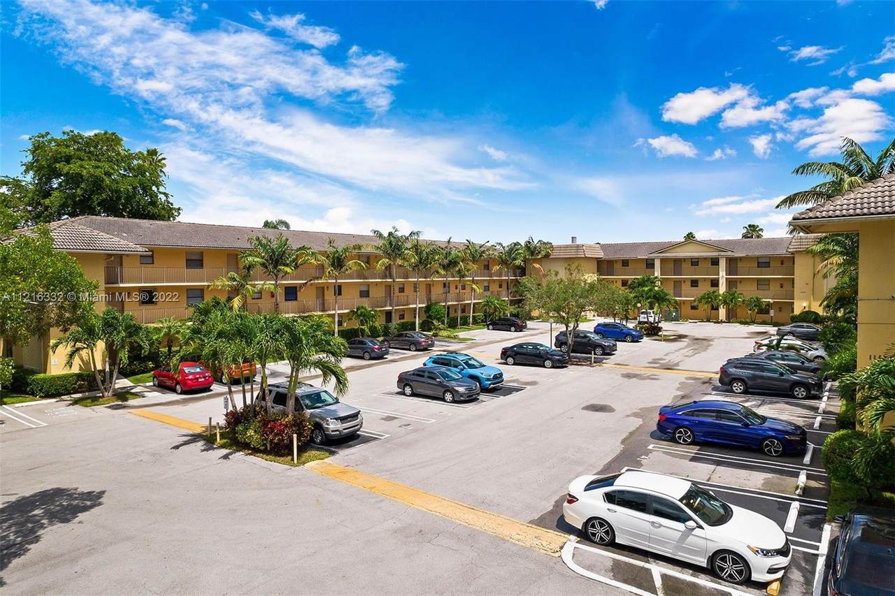 11477 39th Ct - Photo 1