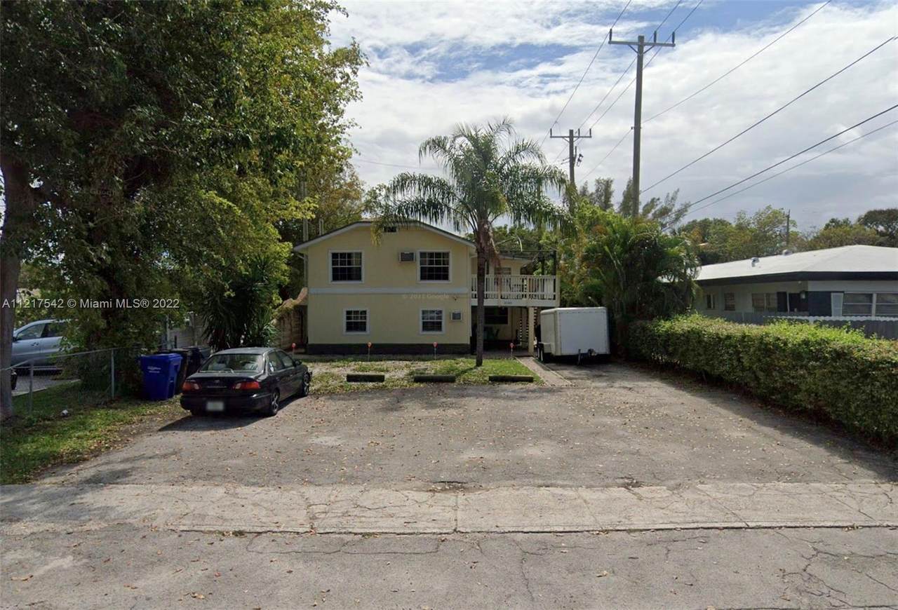 123 Sober St - Photo 1