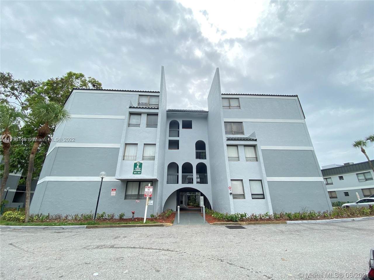 2000 Congress Ave - Photo 1