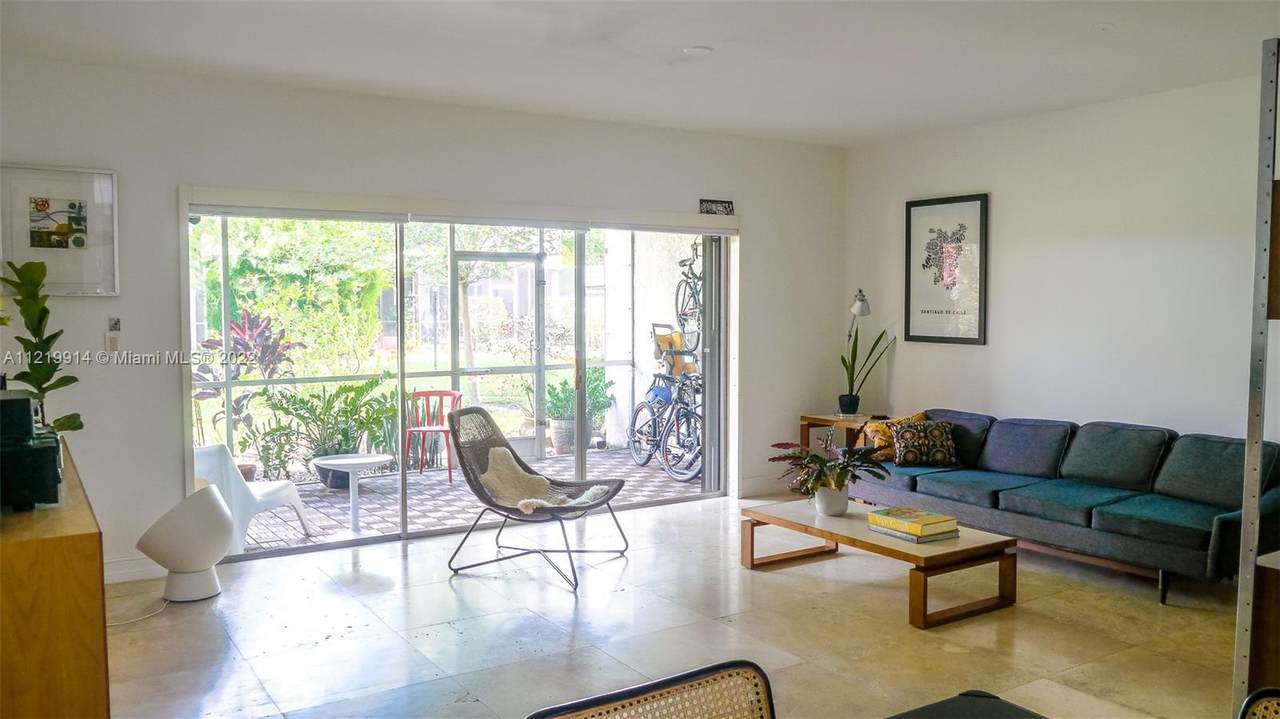 6925 4th Ct - Photo 1
