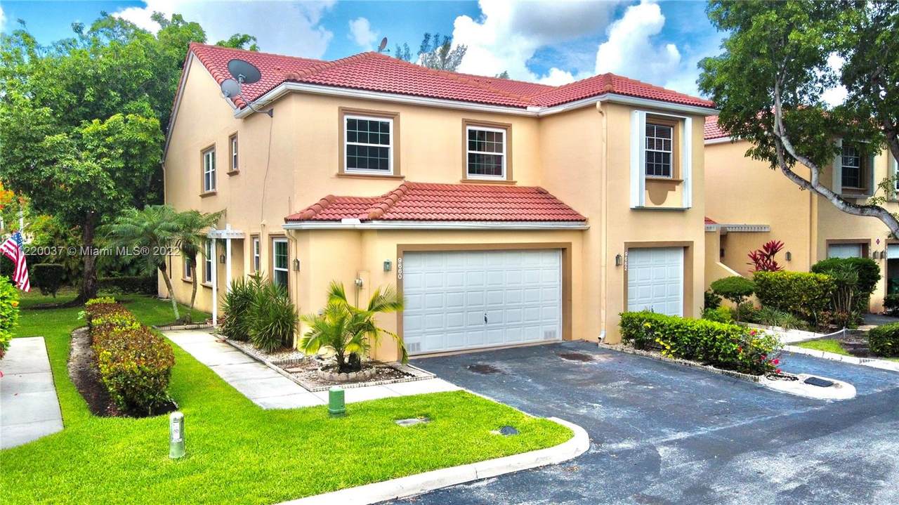 9660 Royal Palm Blvd - Photo 1