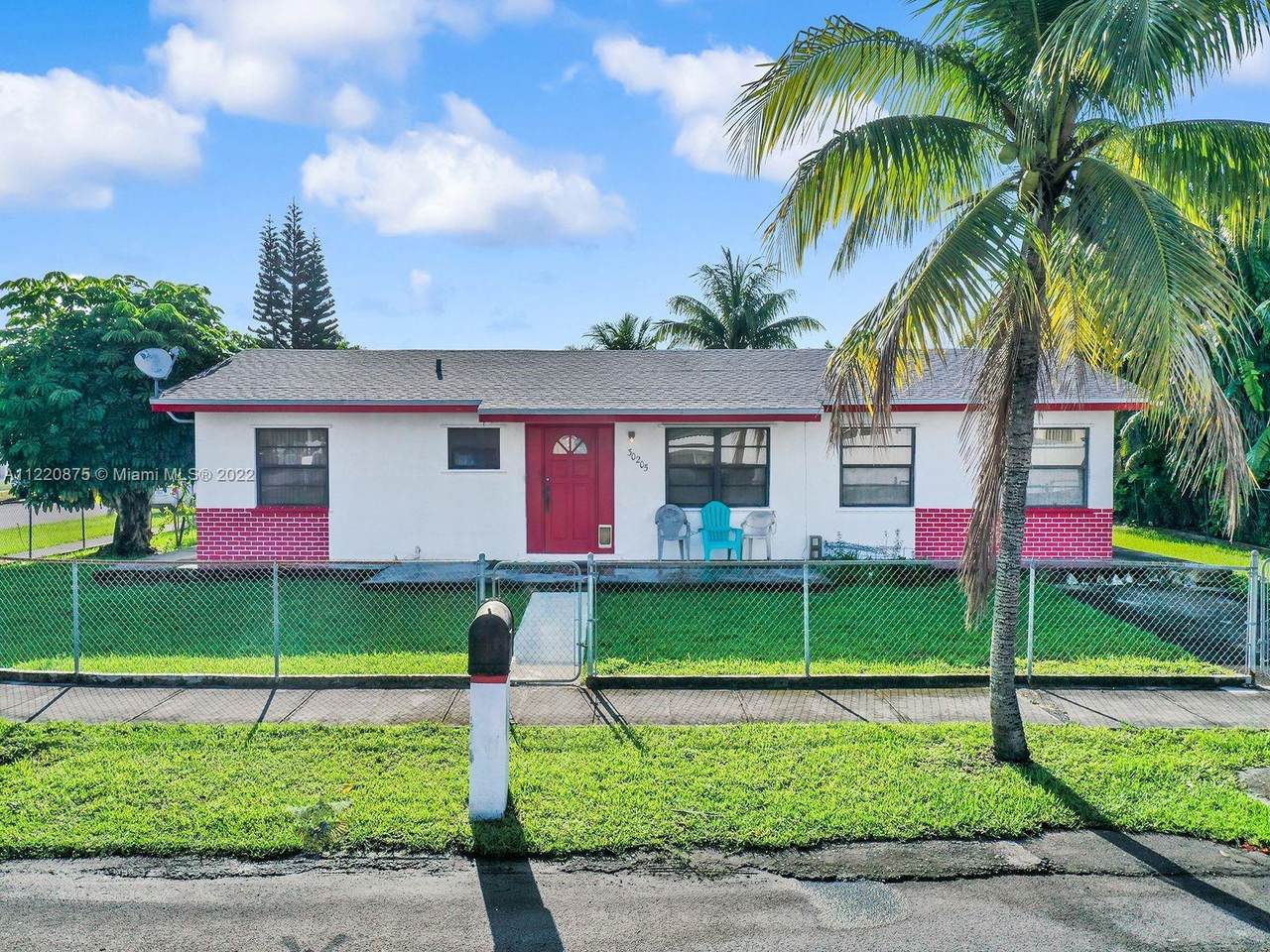 30205 154th Ct - Photo 1