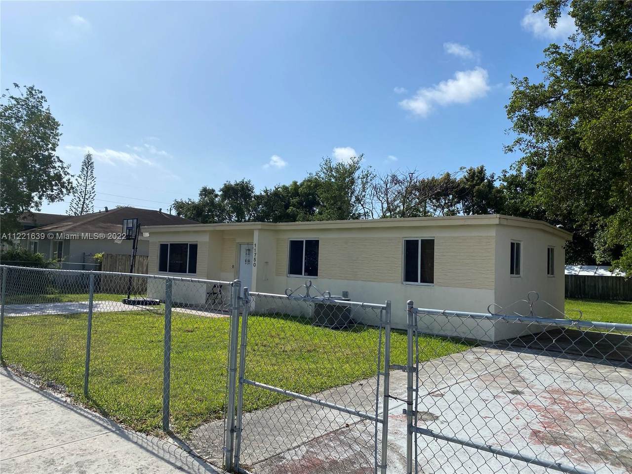 11750 221st St - Photo 1