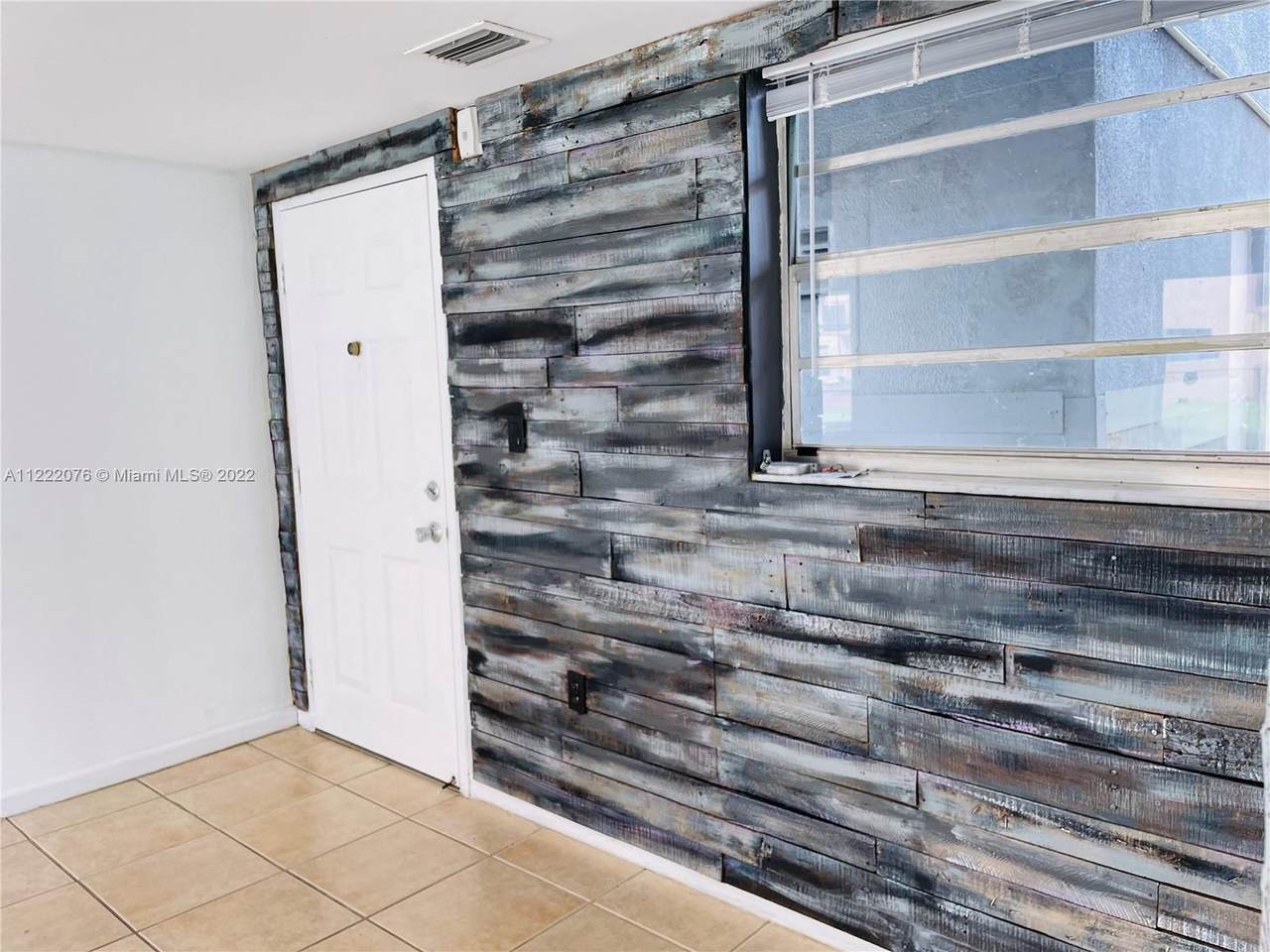 399 72nd Ave - Photo 1