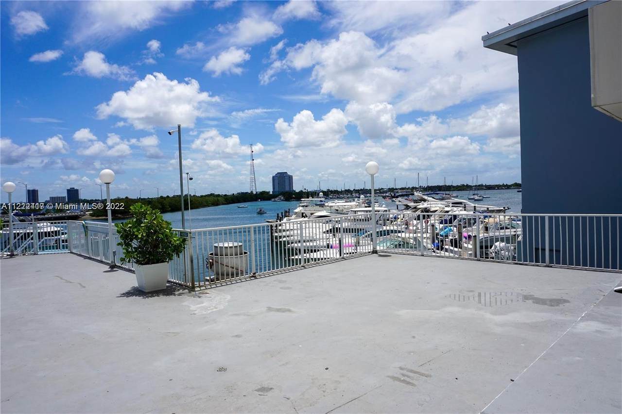 7904 West Dr - Photo 1