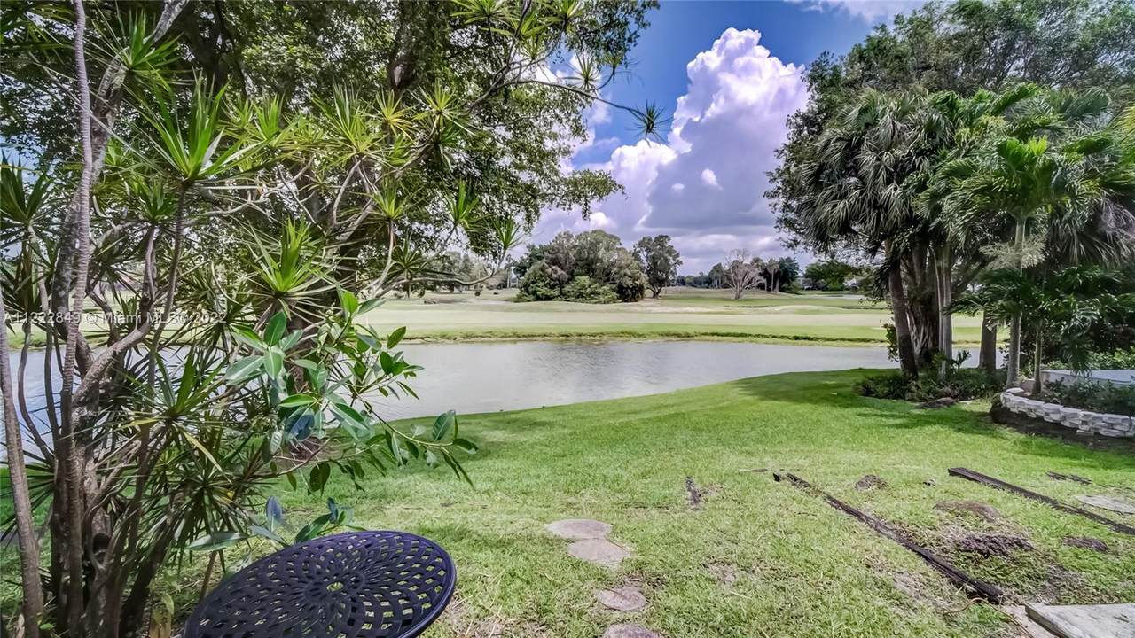 6807 Brookline Dr - Photo 1