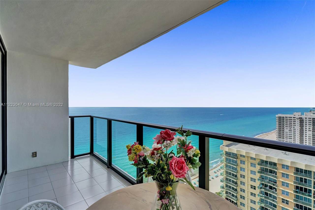 2301 Ocean Dr - Photo 1