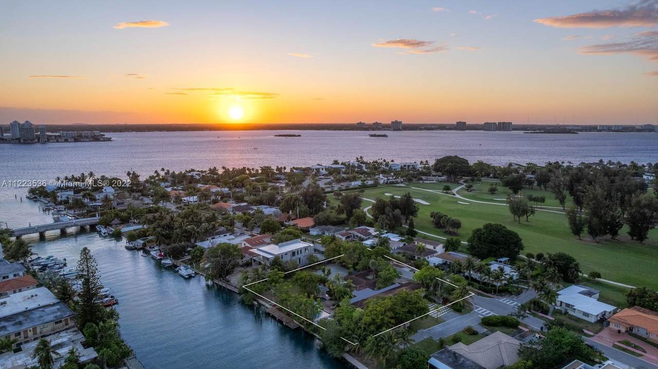 900 Shore Dr - Photo 1