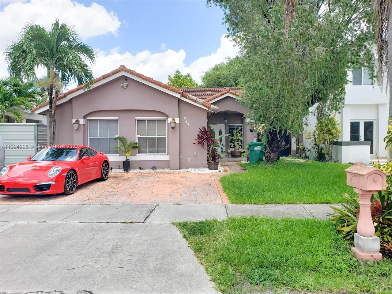 843 133rd Ct - Photo 1