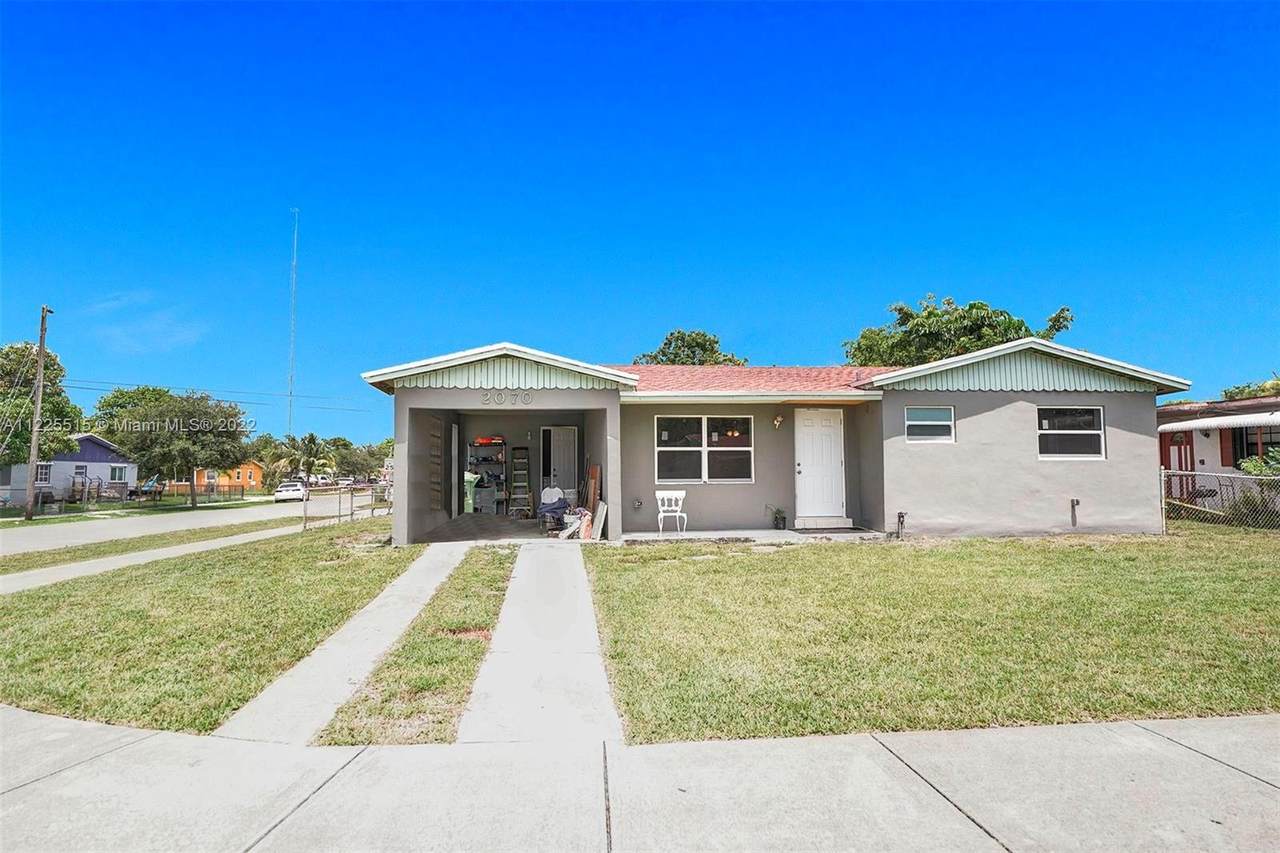 2070 27th Ln - Photo 1