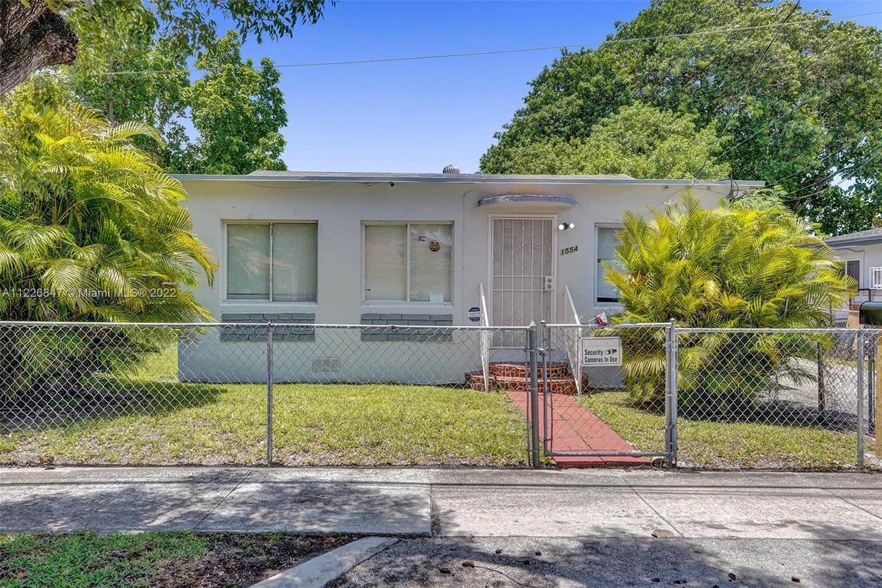 1554 58th St - Photo 1