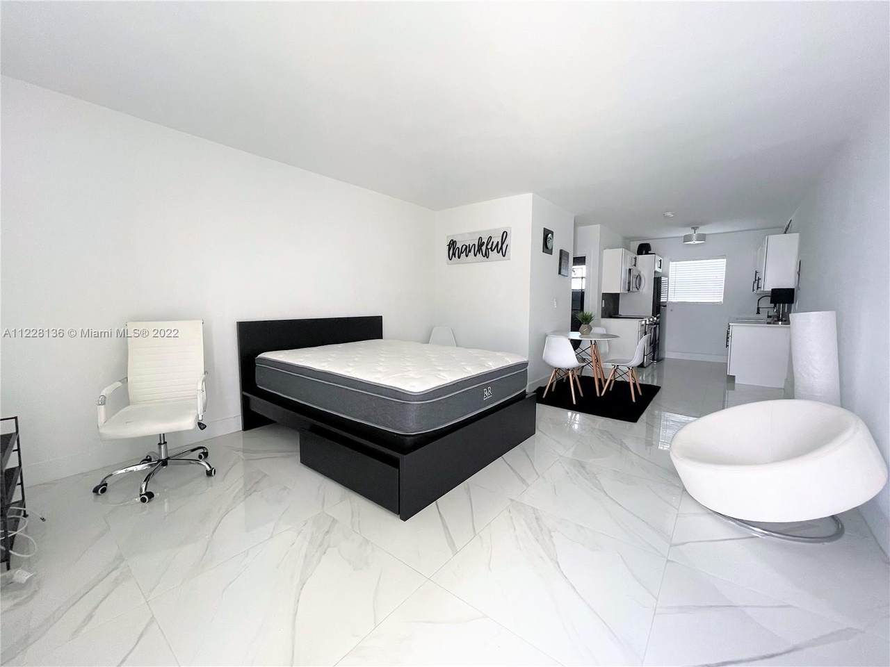 410 Euclid Ave - Photo 1